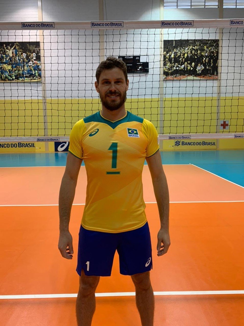 Seleções de Vôlei apresentam novos uniforme para as Olimpíadas de Tóquio