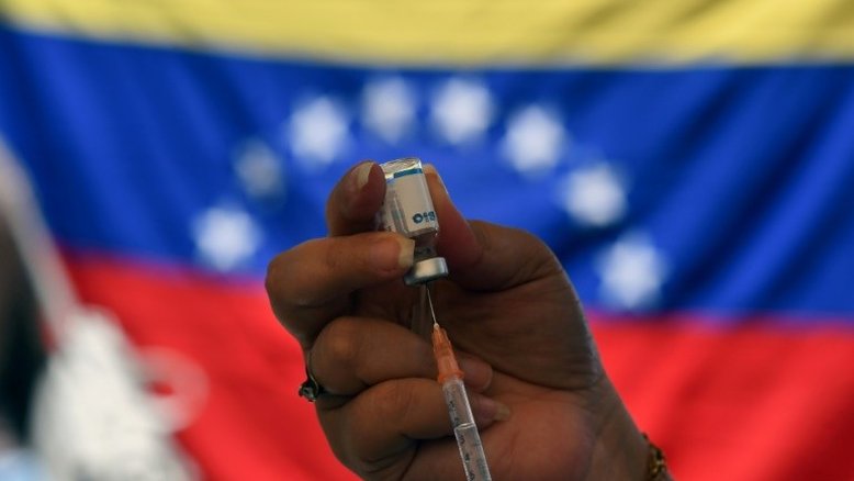 Venezuela denuncia 'bloqueio' de US$ 10 milhões destinados ao pagamento de vacinas