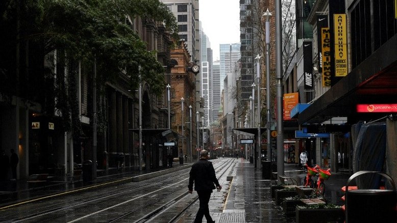 Aumento de casos de covid-19 faz Austrália confinar 10 milhões de pessoas