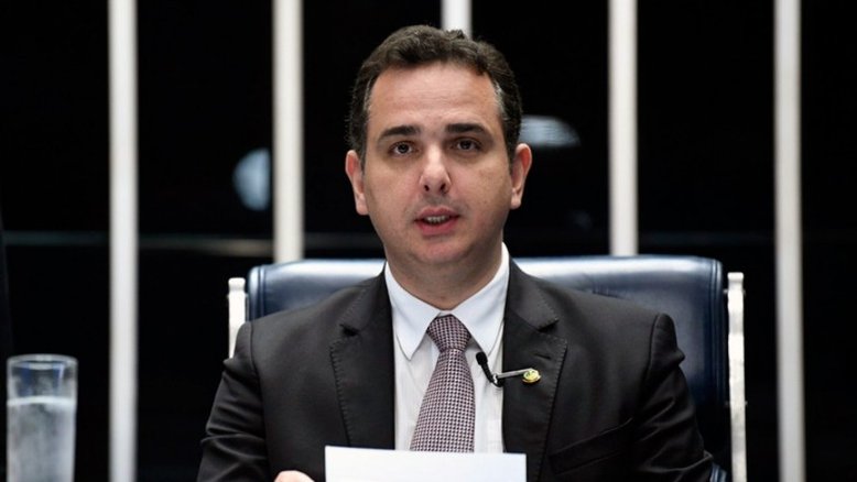 Pacheco: 'superpedido' de impeachment contra Bolsonaro não pode ser banalizado