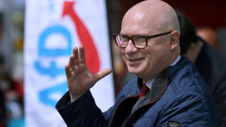 Extrema-direita alemã reforçada para eleições regionais