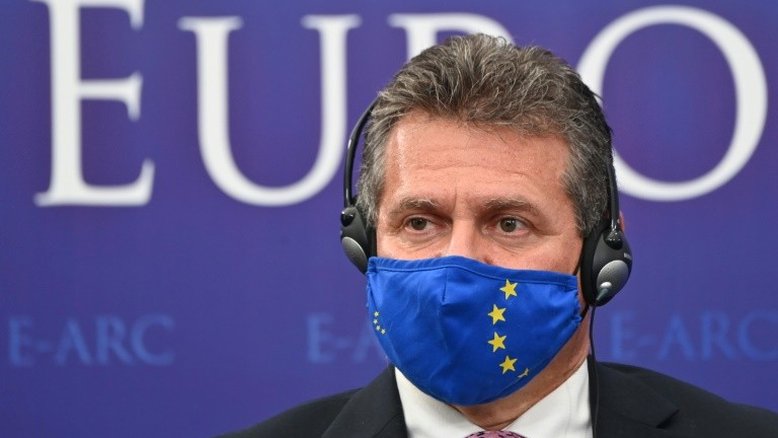 UE ameaça com reação "firme" se Londres violar o protocolo da Irlanda do Norte