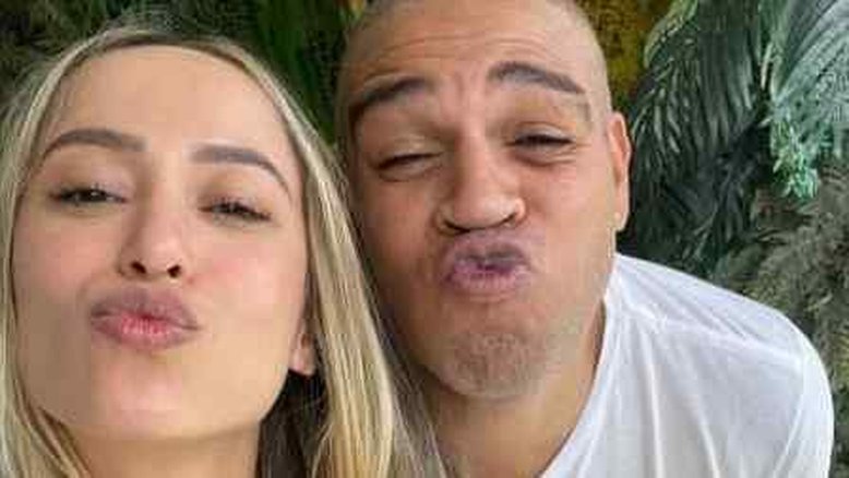 Adriano Imperador termina namoro após churrasco com família da ex