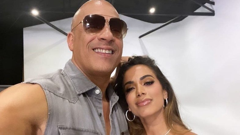 Com música em 'Velozes e Furiosos', Anitta posta foto ao lado de Vin Diesel