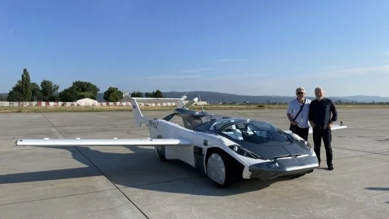 Vídeo: Carro voador da Klein Vision faz seu primeiro voo