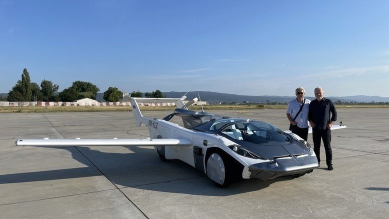 Vídeo: Carro voador da Klein Vision faz seu primeiro voo