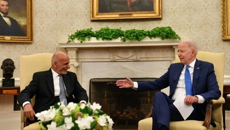 Biden promete apoio ao Afeganistão apesar de retirada das tropas