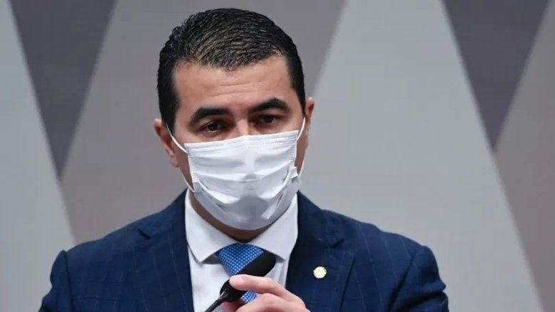 Luis Miranda diz que Ministério da Saúde bloqueou acesso do irmão ao sistema