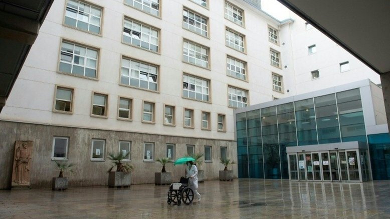 Líder saaraui volta à Argélia após grave crise entre Espanha e Marrocos