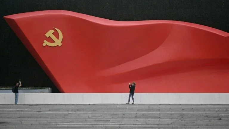Em seu centenário, Partido Comunista Chinês continua captando devotos