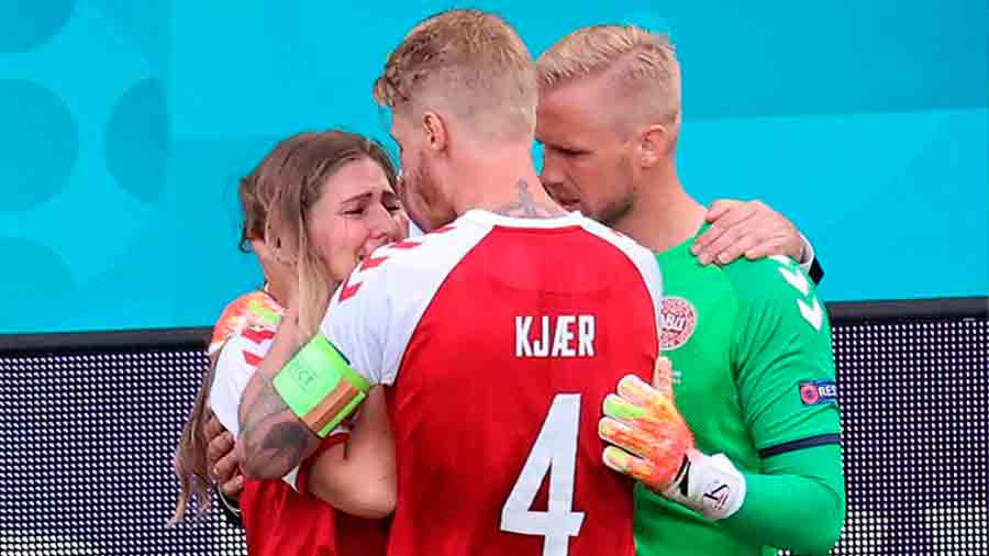 'Esposa de Eriksen achava que ele estava morto', relata Peter Schmeichel sobre drama na Eurocopa