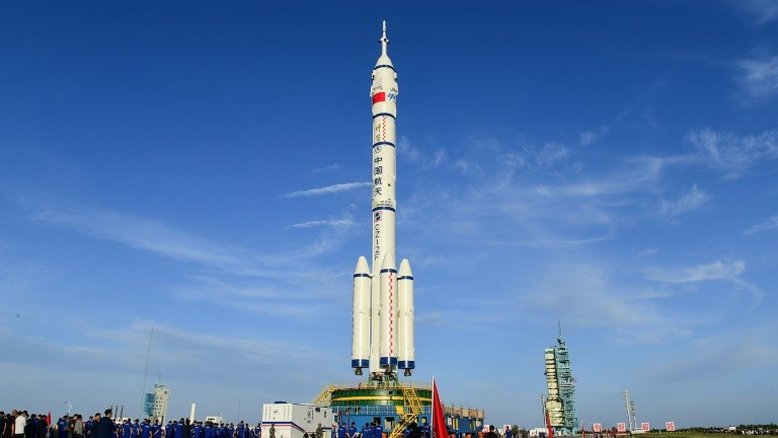 China pronta para lançar primeira tripulação para nova estação espacial