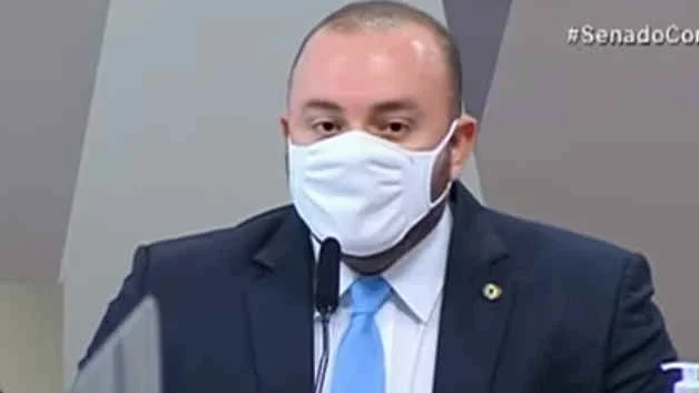 Na CPI, Fausto Jr. diz que Aziz também tem responsabilidade por crise no AM