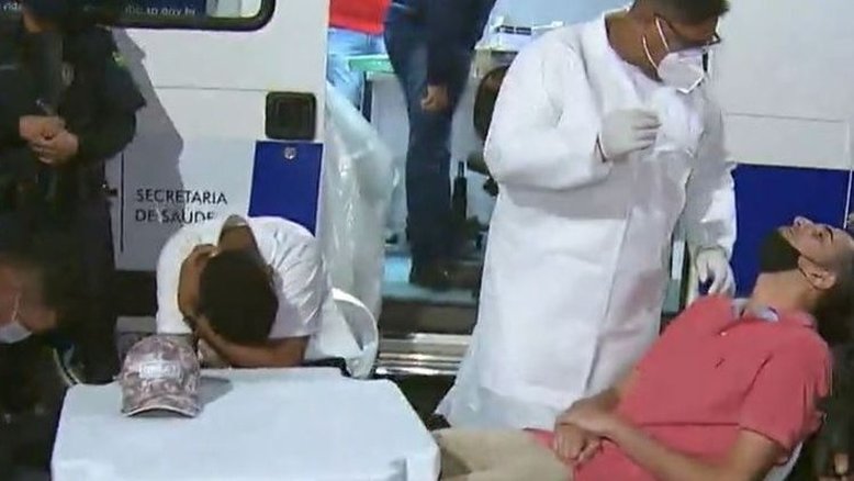 Polícia encerra festa clandestina e participantes fazem teste da Covid-19