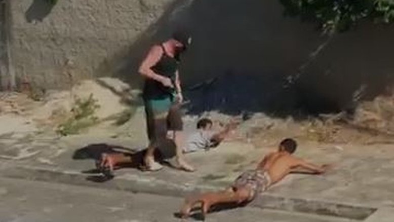 Polícia identifica homem que aparece em vídeo executando jovens em Nova Iguaçu