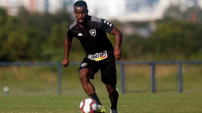 Recuperado de lesão, Kayque volta a treinar com o time do Botafogo