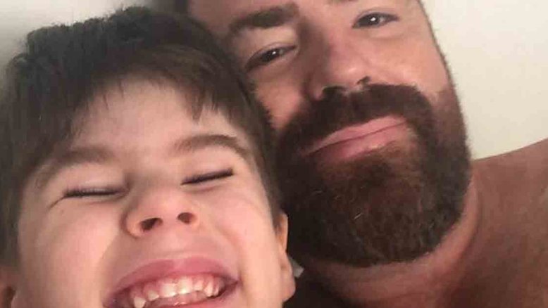 Pai de Henry denuncia perfil fake que pede doações