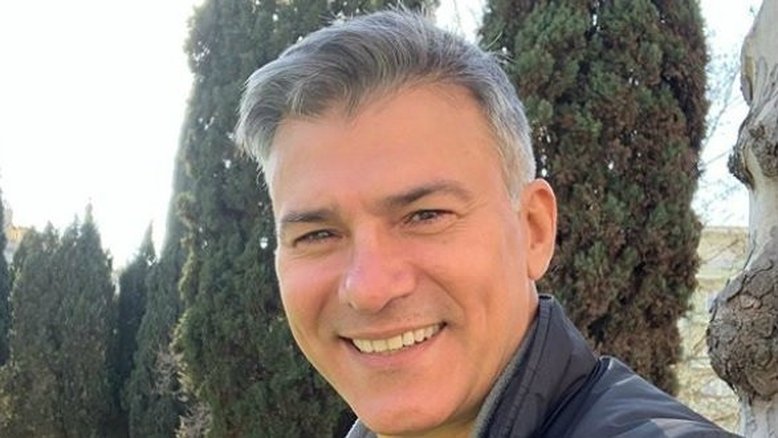 'Decidiram por mim', diz Leonardo Vieira sobre ter sido 'arrancado do armário'