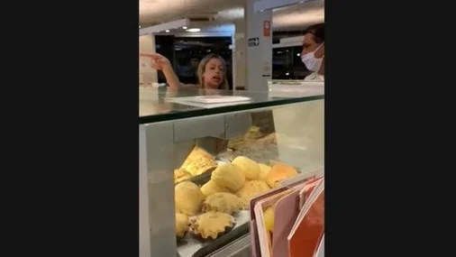 Acusada de homofobia, mulher vai passar por teste de sanidade