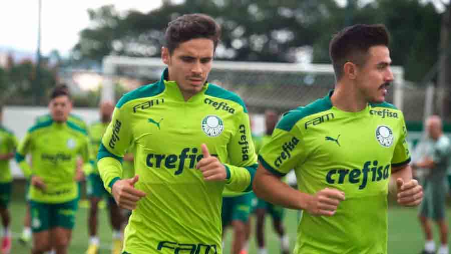 Palmeiras anuncia renovações de Willian e outros três nomes importantes