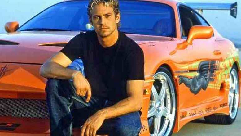 Carro dirigido por Paul Walker é vendido por R$ 2,7 milhões
