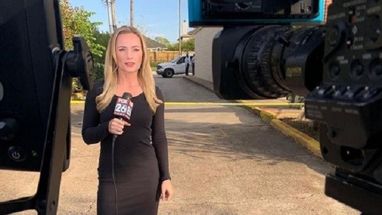 Vídeo: Repórter usa link ao vivo sobre previsão do tempo para acusar canal de TV de censura