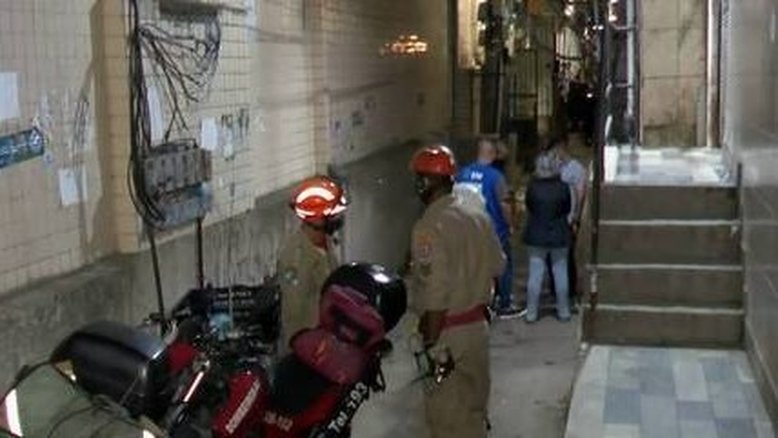 RJ: Moradores abandonam prédio após ouvirem estalo em Rio das Pedras
