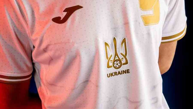 Ucrânia vai usar camisa polêmica na Eurocopa mesmo após pedido da Uefa