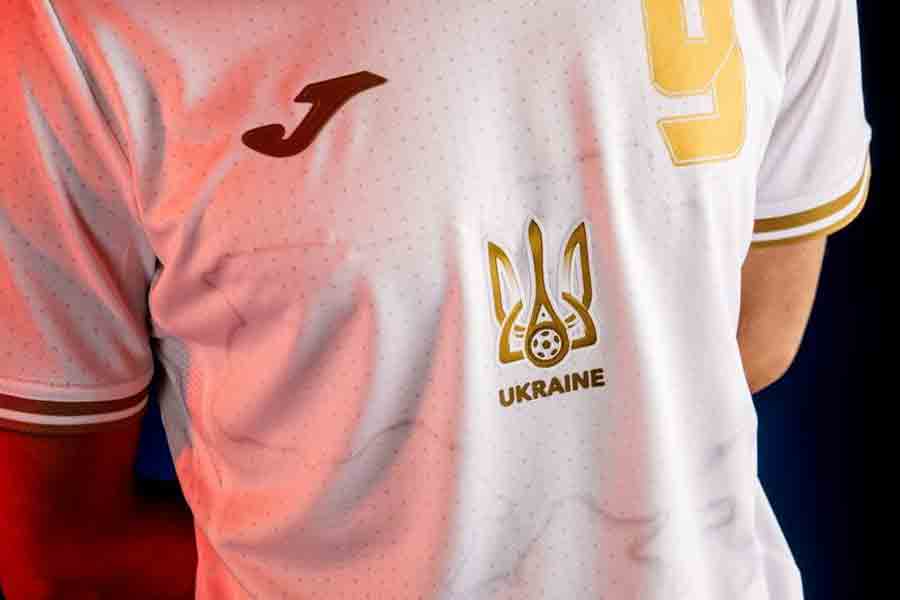 Ucrânia vai usar camisa polêmica na Eurocopa mesmo após pedido da Uefa