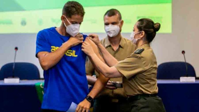 Brasil deve embarcar para Tóquio com 95% da delegação vacinada contra a Covid-19