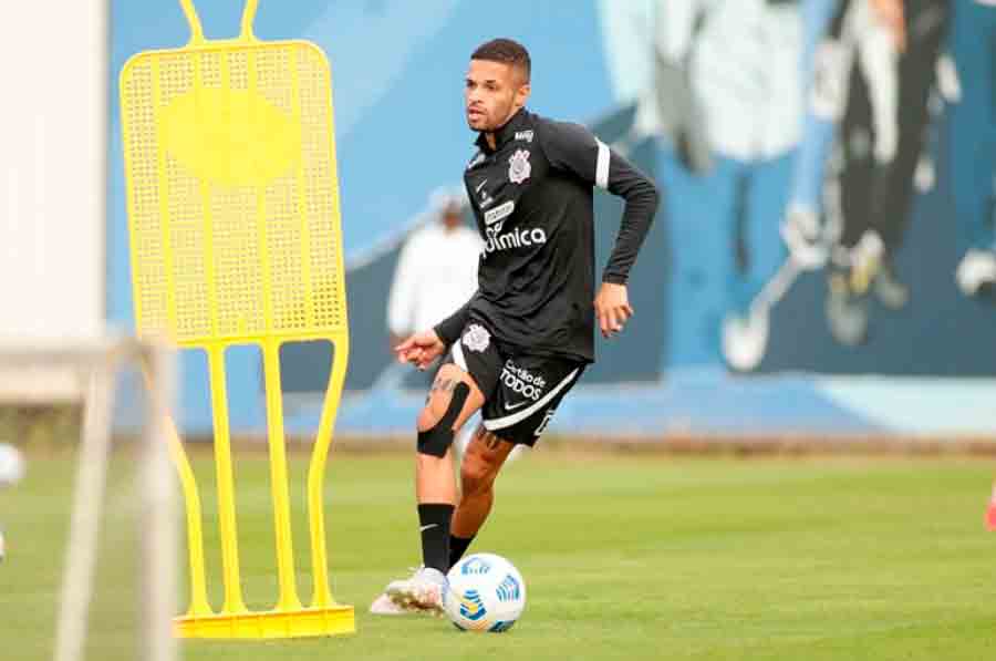 Vitinho sai na frente de Roni por vaga no time titular do Corinthians contra o Fluminense