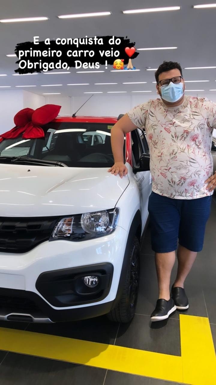 Victor Hugo se posiciona após ser acusado de comprar carro com dinheiro de doações 4 Victor Hugo se posiciona após ser acusado de comprar carro com dinheiro de doações