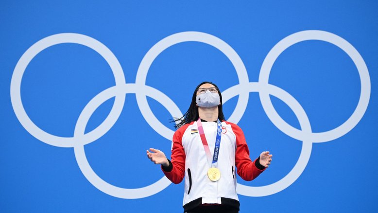 Natação: canadense Margaret MacNeil é ouro nos 100m borboleta