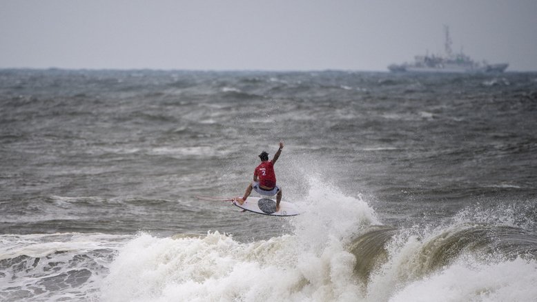 Surfe: Favorito, Gabriel Medina perde disputa pelo bronze e fica sem medalha