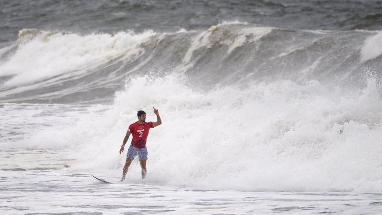 Gabriel Medina diz que ganhou semifinal e critica japonês por causa de provocação