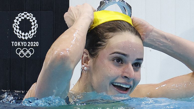 Natação: australiana Kaylee McKeown é ouro nos 100m costas com recorde olímpico