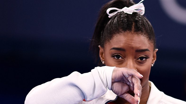 Olimpíada: Simone Biles desiste de participar da final individual geral na ginástica artística