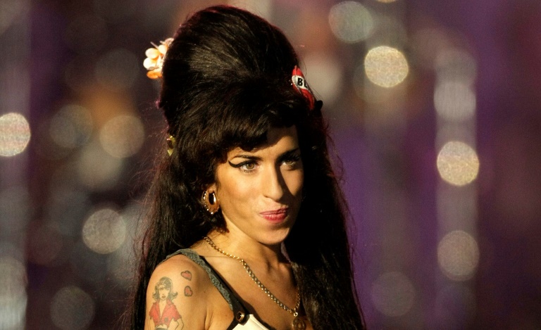 Quem matou Amy Winehouse? - ISTOÉ Independente