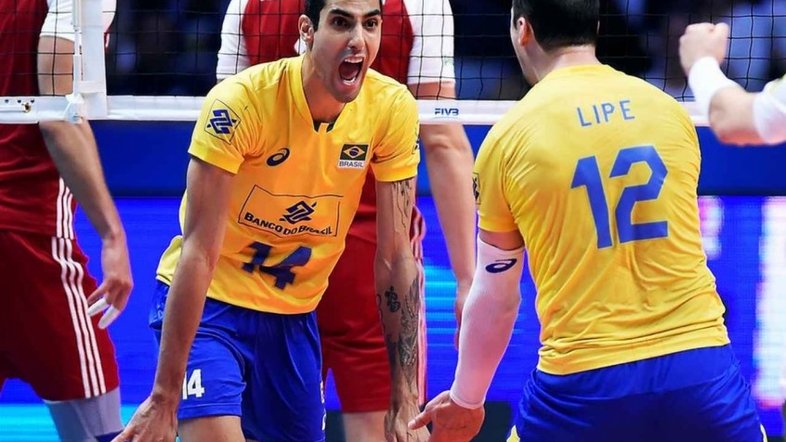 Douglas Souza viraliza nas redes sociais e diz que Vila Olímpica "parece de papelão"