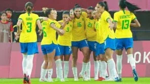 Seleção feminina: alegria de veteranas motiva grupo repleto de estreantes