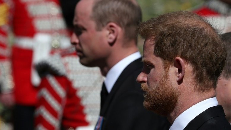 Jornal diz que equipe de William espalhou boatos sobre saúde mental de Harry