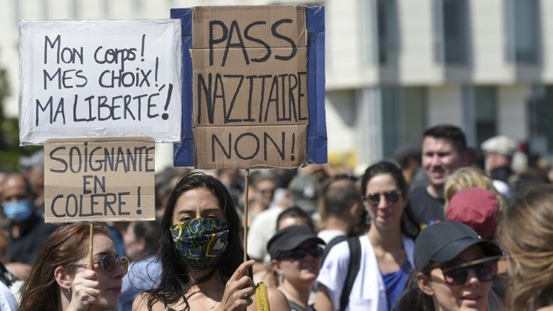 França estuda nova lei para conter pandemia em meio a surto de casos