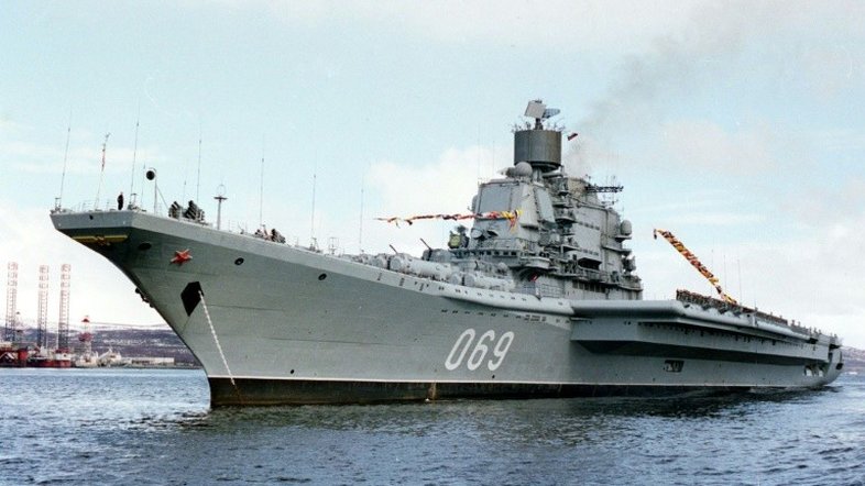 Rússia testa míssil hipersônico com sucesso