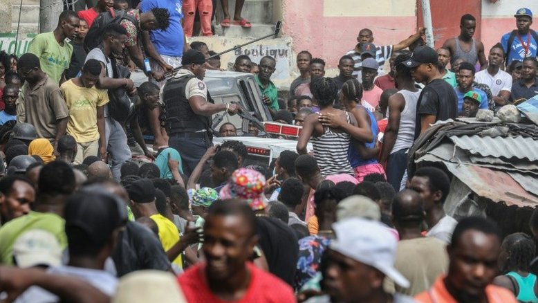 Em meio ao caos no Haiti, há esperança de uma renovação política?