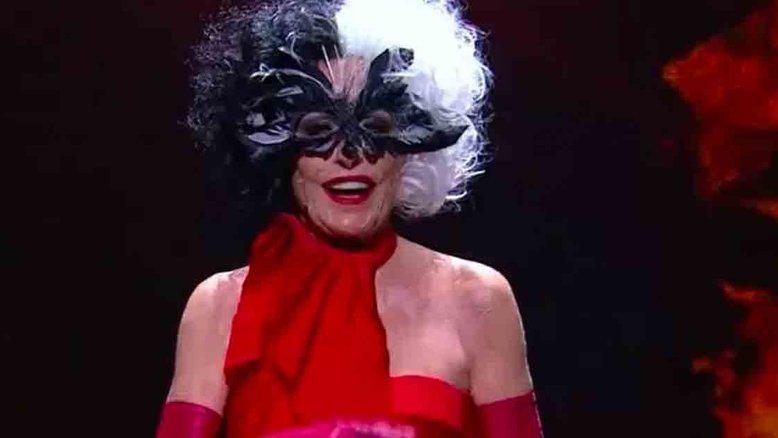 Ana Maria Braga se fantasia de Cruella no ‘Mais Você’