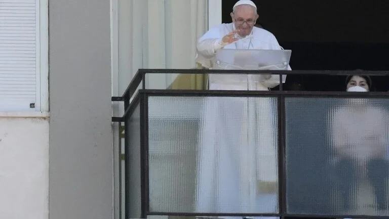 Papa Francisco clama por paz e diálogo em Cuba