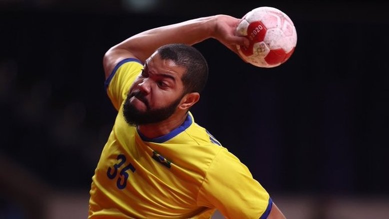 Brasil perde para Noruega de virada no handebol masculino