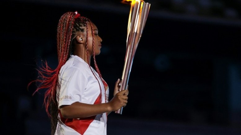 Naomi Osaka, no centro das atenções olímpicas e contra o racismo