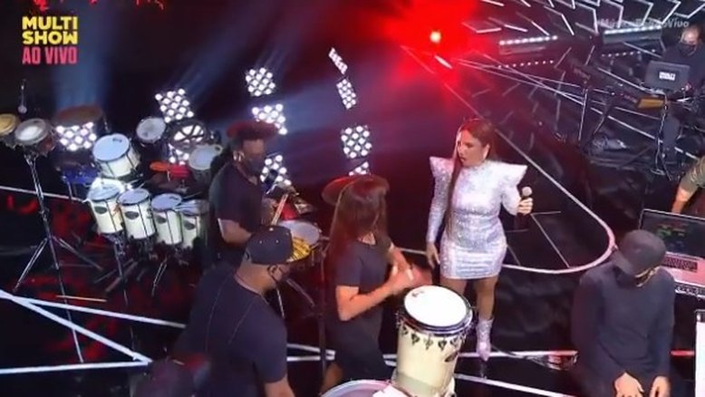 Filho de Ivete Sangalo arrasa no palco ao vivo; veja mais músicos como os pais