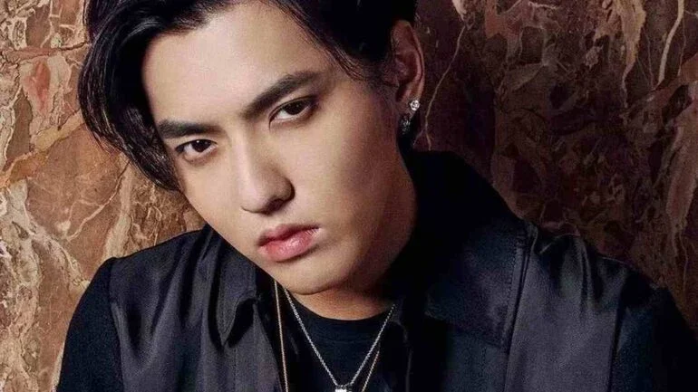 Ex-cantor de k-pop é detido após acusação de estupro